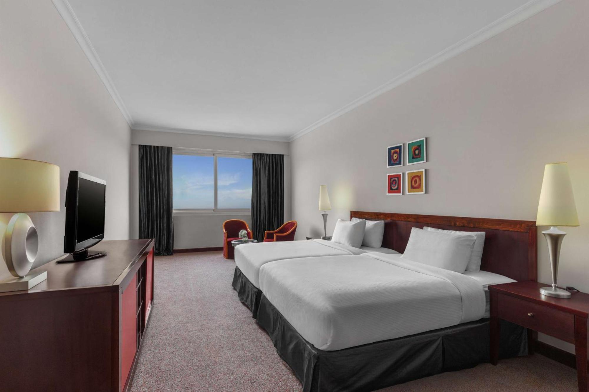 Hilton Plaza Rezort